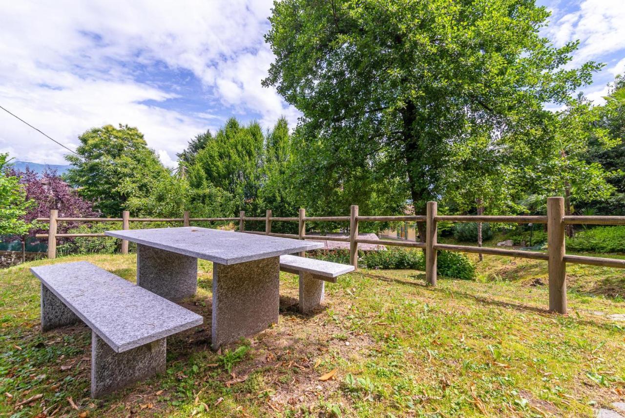 L'Ortensia Della Villa Isabella, Camera Con Vista Lago, Balcone Sul Parco E Bagno Esclusivo All'Esterno Della Camera สเตรซา ภายนอก รูปภาพ