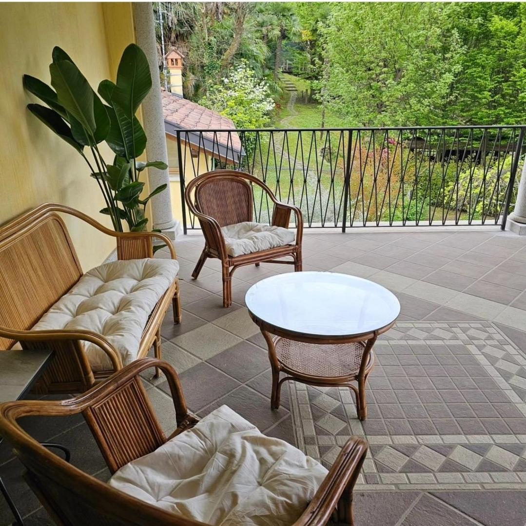 L'Ortensia Della Villa Isabella, Camera Con Vista Lago, Balcone Sul Parco E Bagno Esclusivo All'Esterno Della Camera สเตรซา ภายนอก รูปภาพ